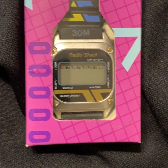 Radio Shack Watch - Picture 3 of 7